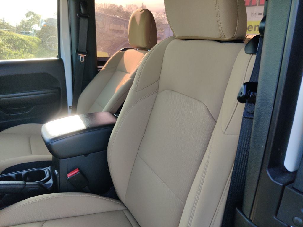 2023 Jeep Wrangler Base