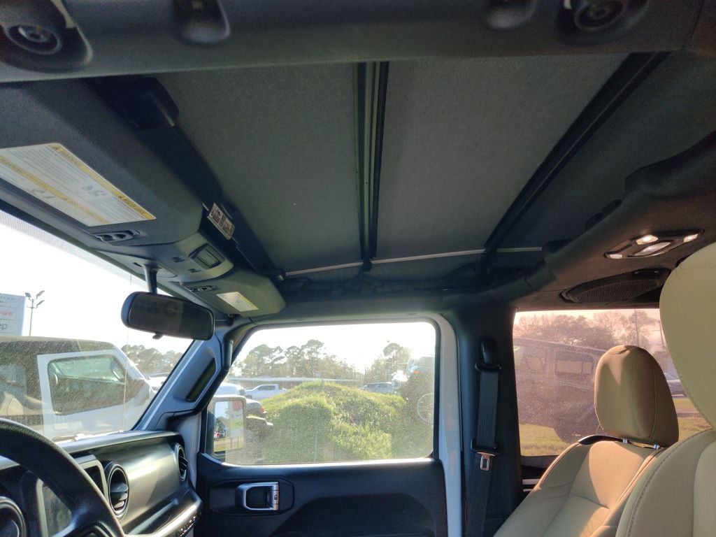 2023 Jeep Wrangler Base