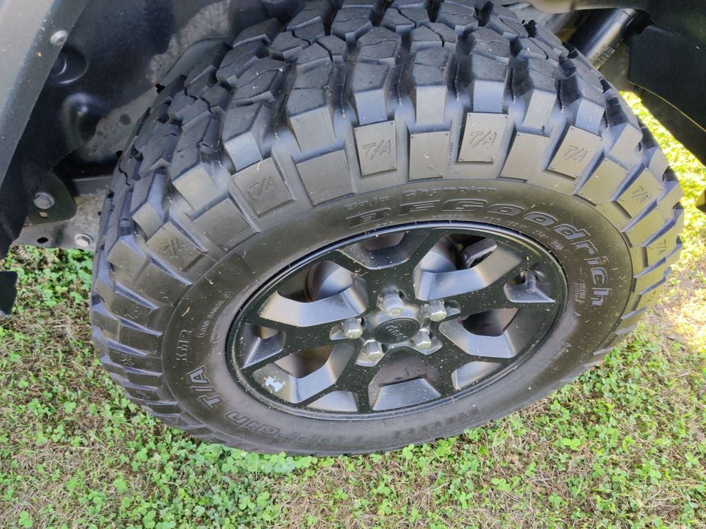 2023 Jeep Wrangler Base