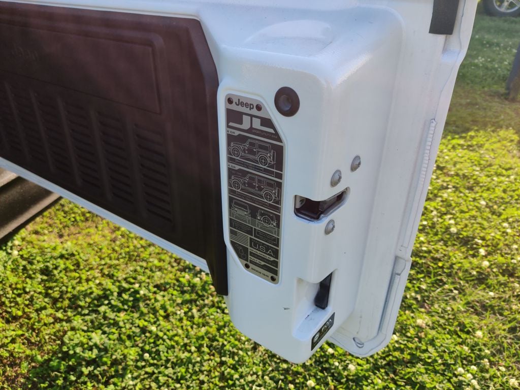 2023 Jeep Wrangler Base