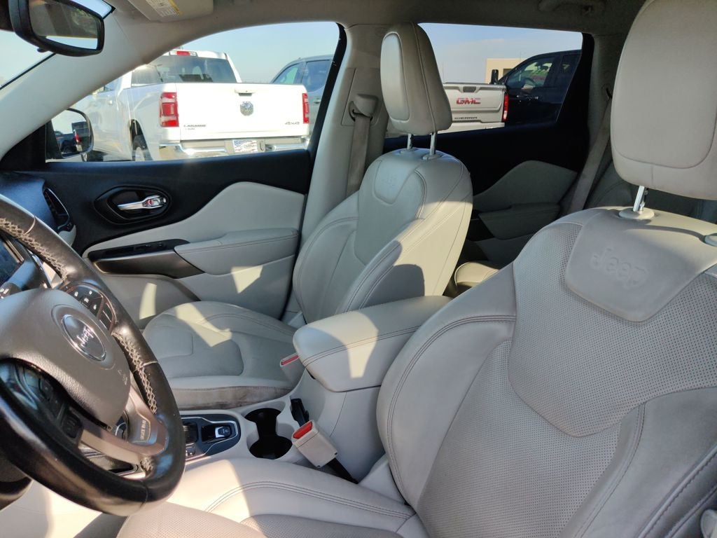 2021 Jeep Cherokee Latitude Lux