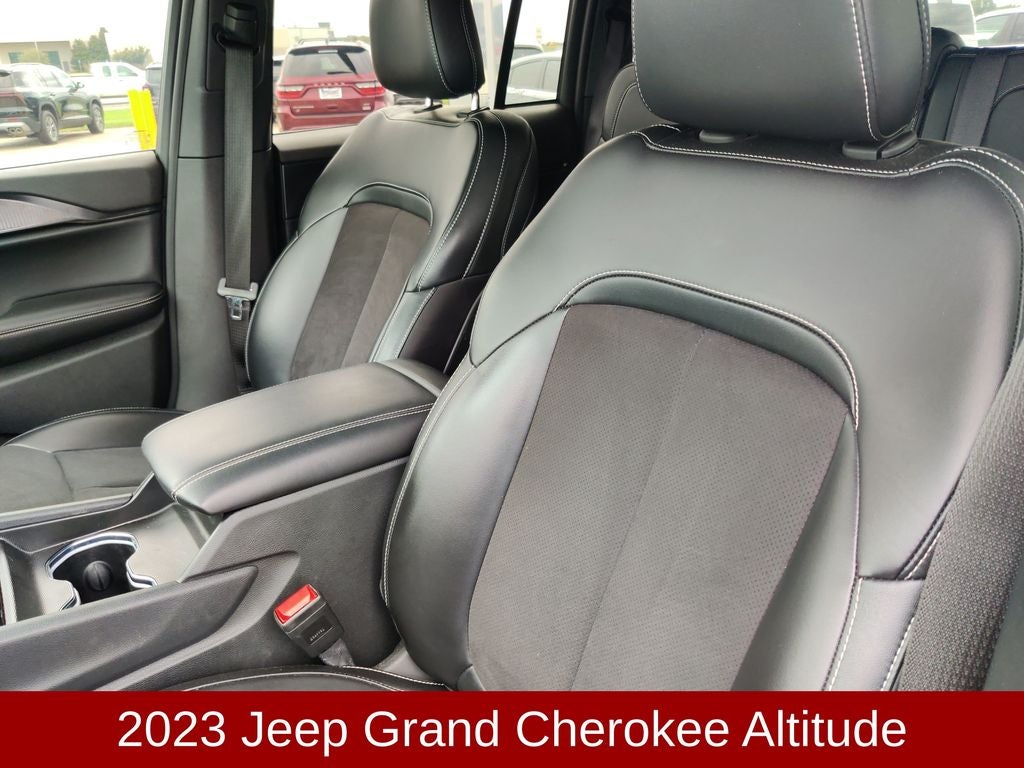 2023 Jeep Grand Cherokee Altitude