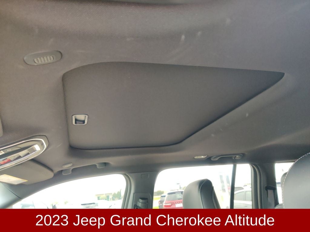 2023 Jeep Grand Cherokee Altitude