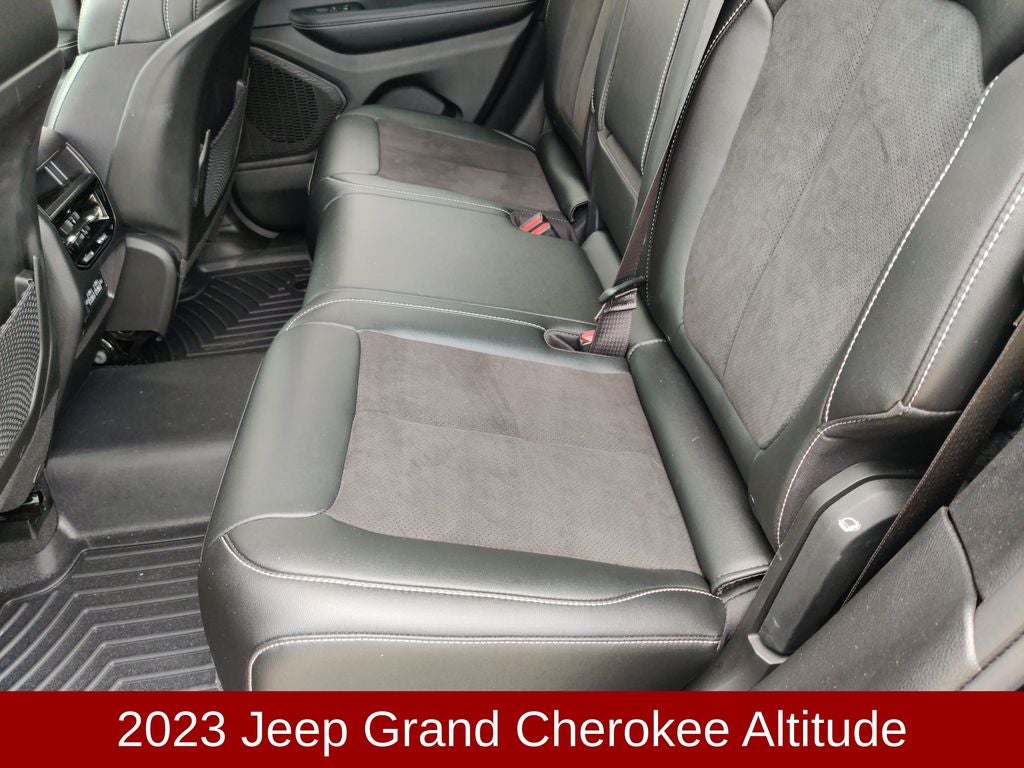2023 Jeep Grand Cherokee Altitude