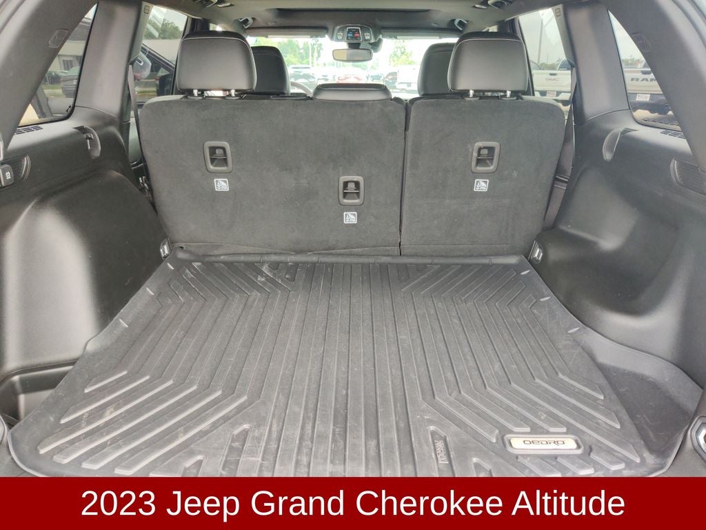 2023 Jeep Grand Cherokee Altitude