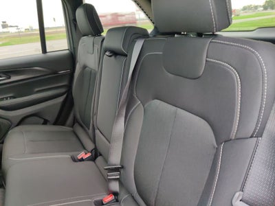 2025 Jeep Grand Cherokee Laredo X