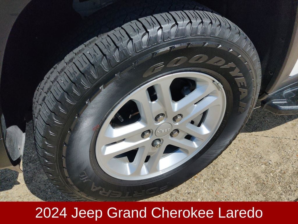 2024 Jeep Grand Cherokee Laredo