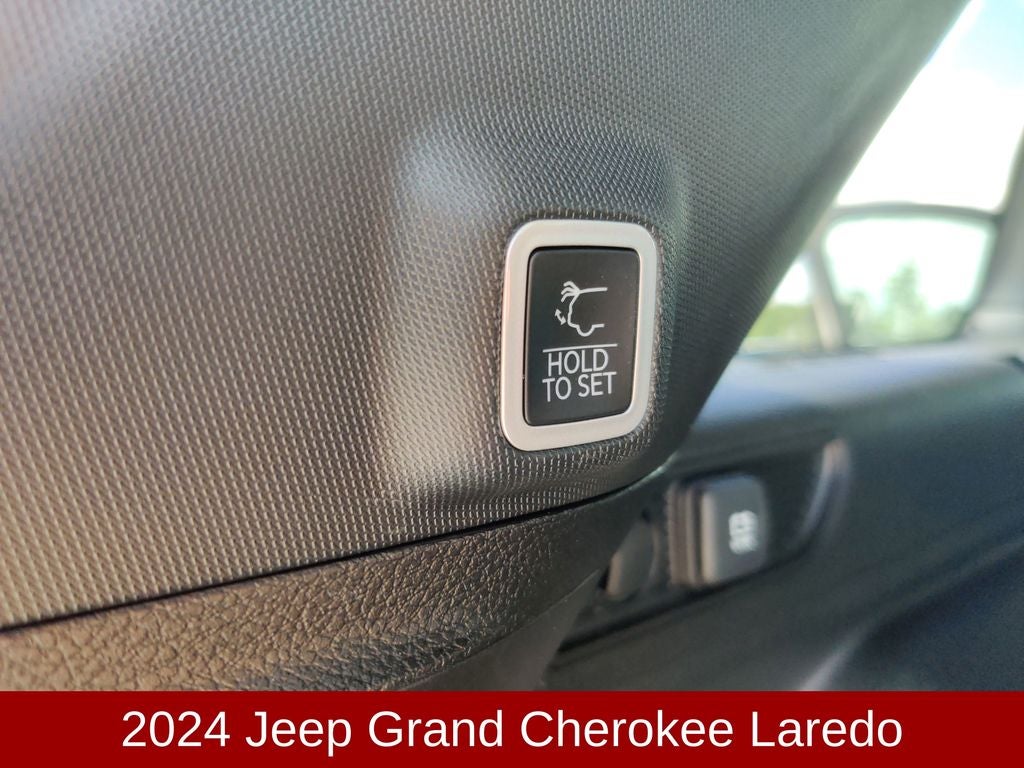 2024 Jeep Grand Cherokee Laredo