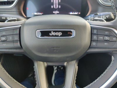 2025 Jeep Grand Cherokee Laredo X