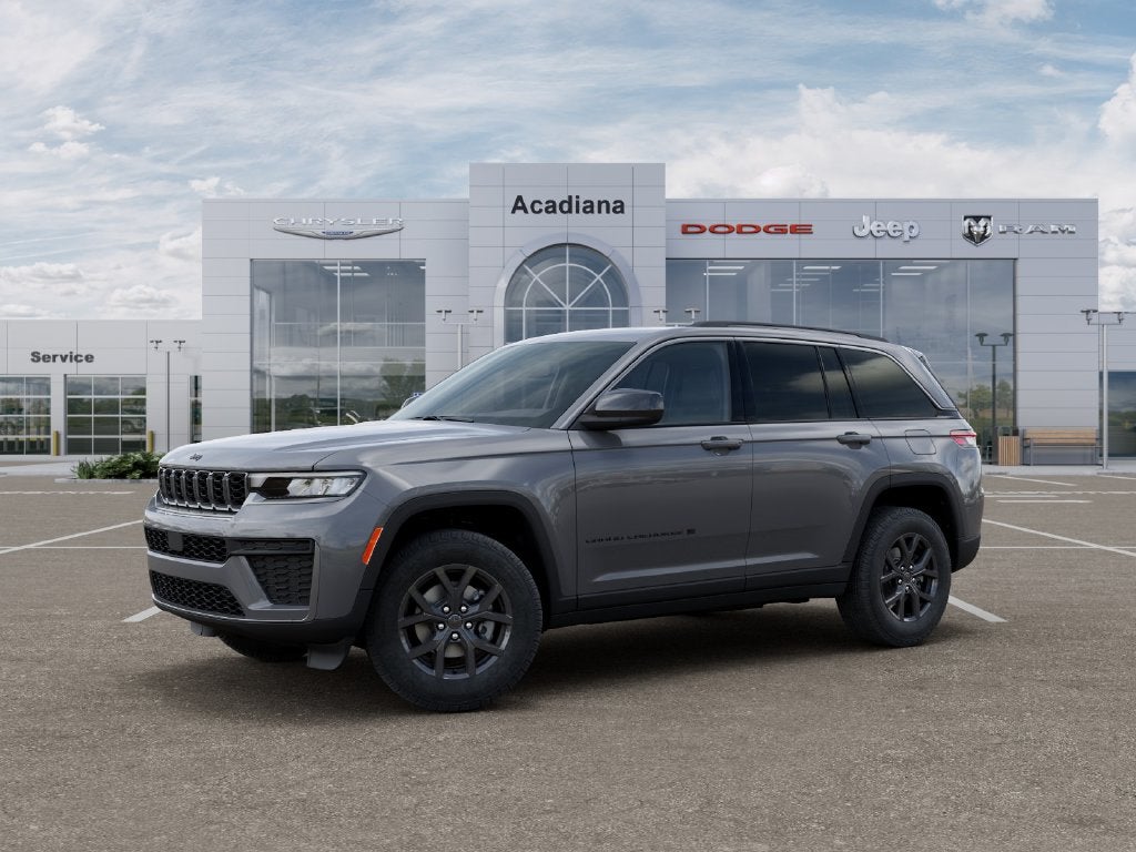 2027 Jeep Grand Cherokee Laredo Altitude
