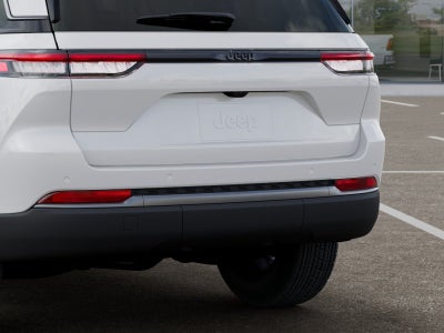 2027 Jeep Grand Cherokee Laredo Altitude