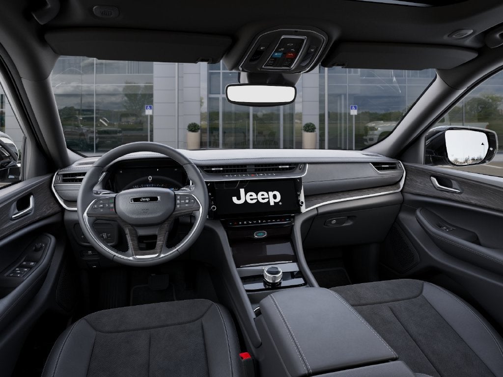 2027 Jeep Grand Cherokee L Laredo Altitude