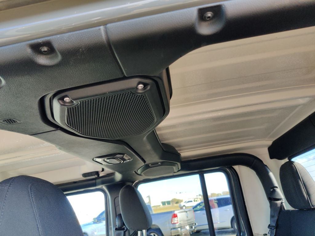 2023 Jeep Gladiator Overland