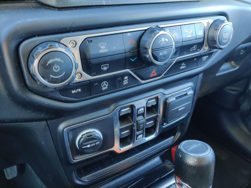 2023 Jeep Gladiator Overland