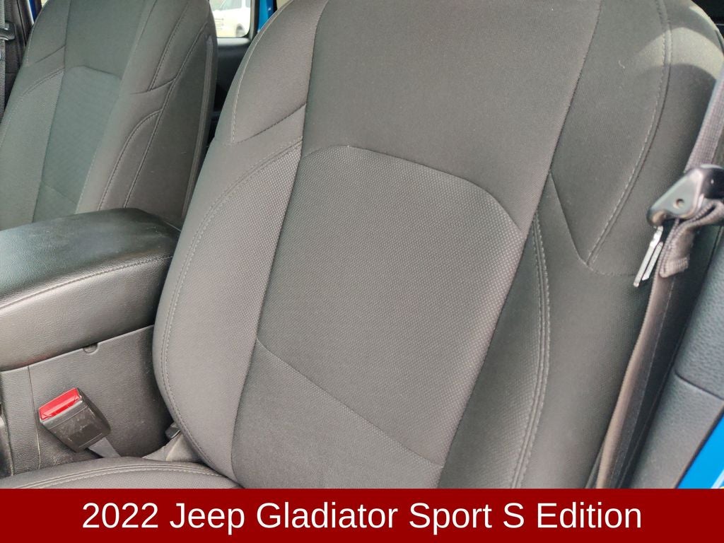 2022 Jeep Gladiator Sport