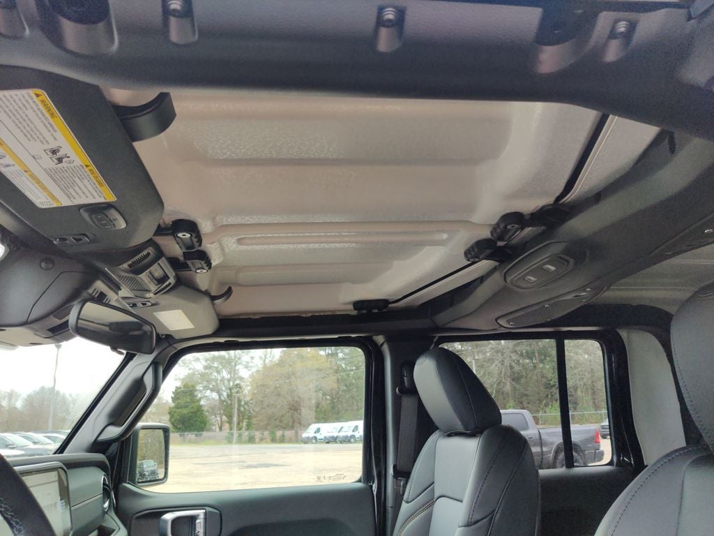 2026 Jeep Gladiator Sahara