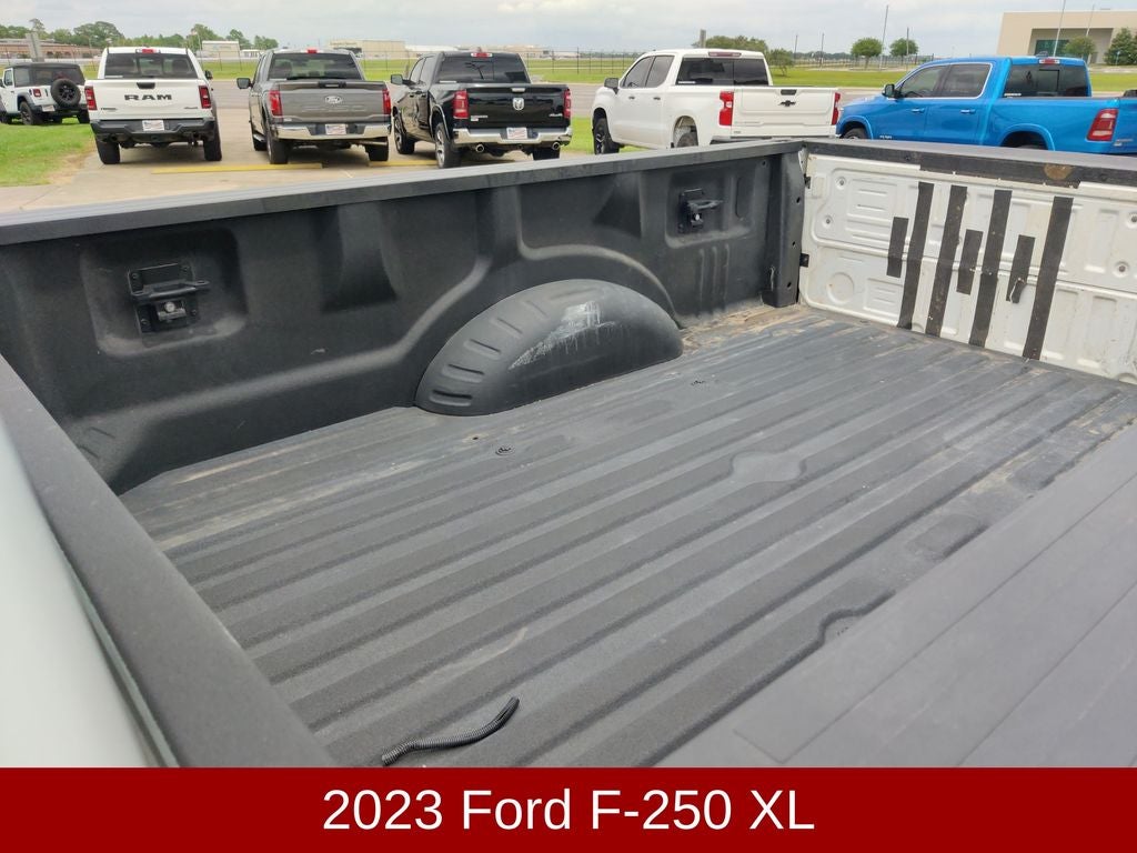 2023 Ford Super Duty F-250 Pickup XL