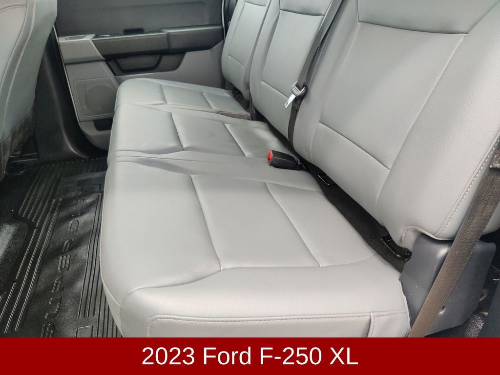 2023 Ford Super Duty F-250 Pickup XL