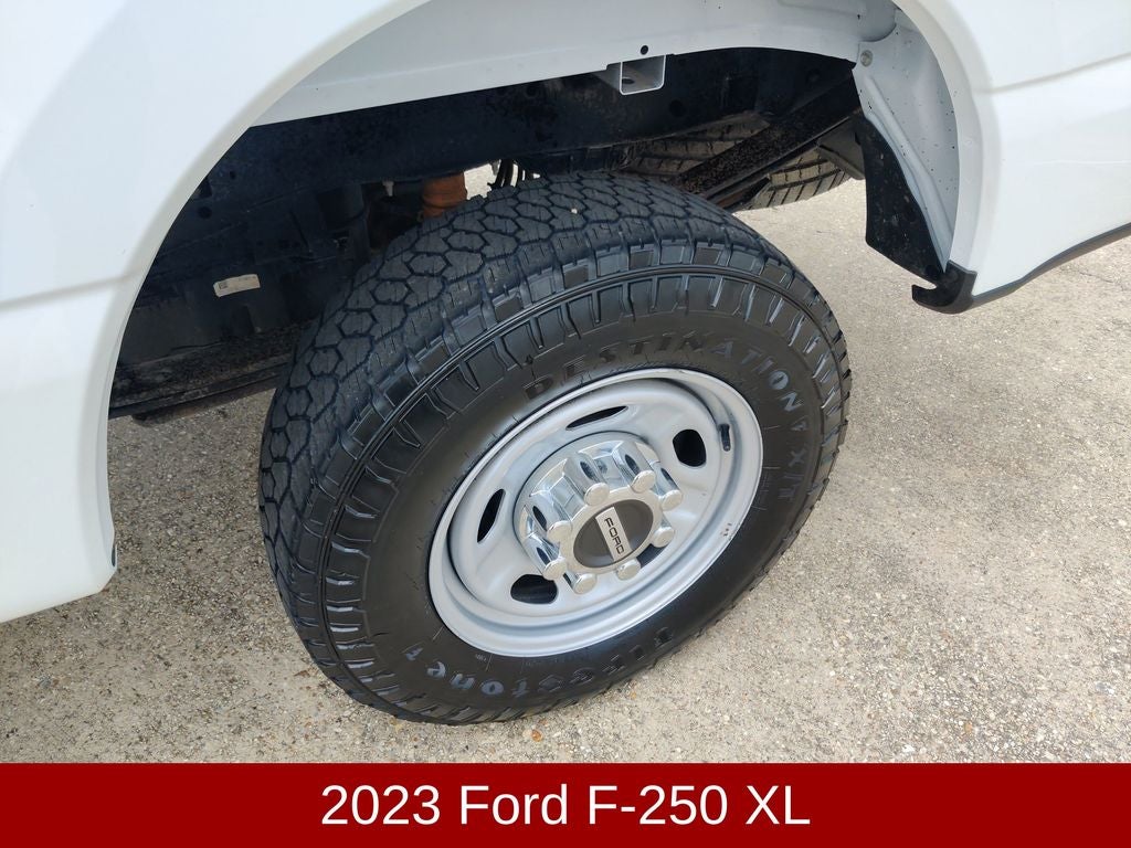 2023 Ford Super Duty F-250 Pickup XL