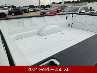 2024 Ford Super Duty F-250 Pickup XL
