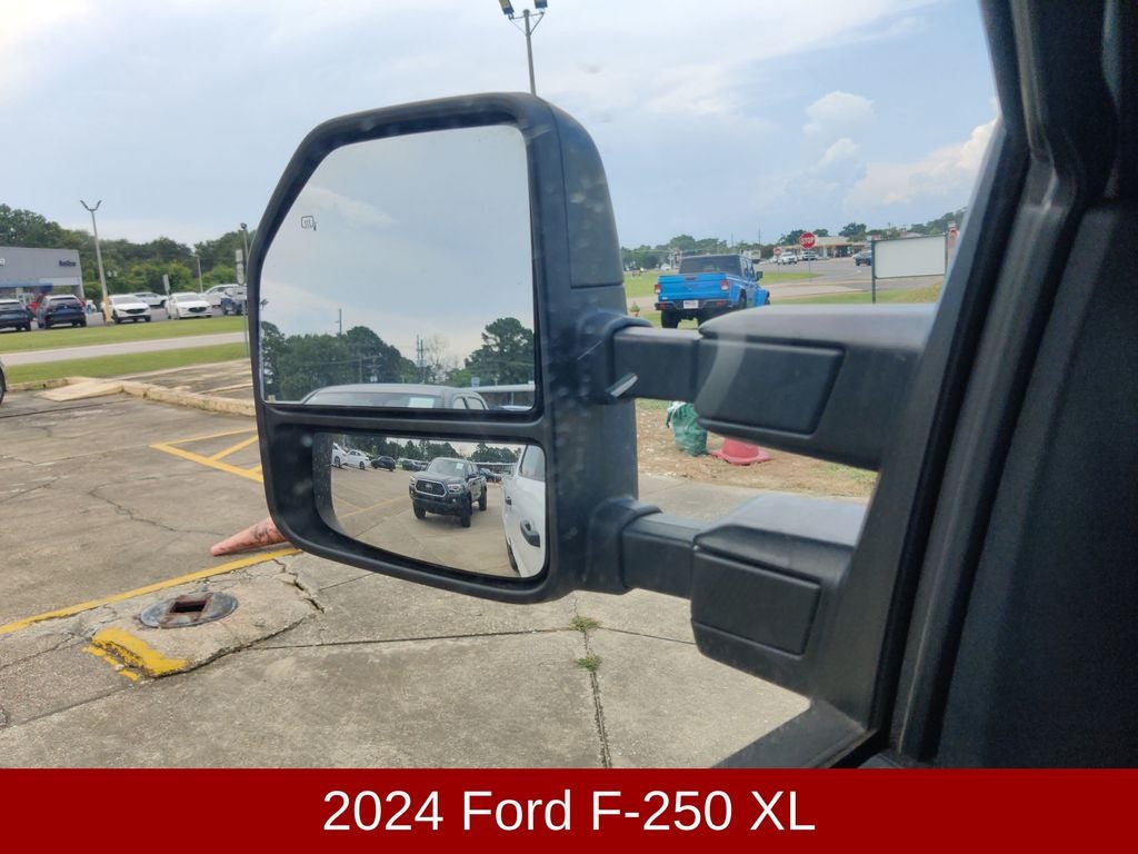 2024 Ford Super Duty F-250 Pickup XL