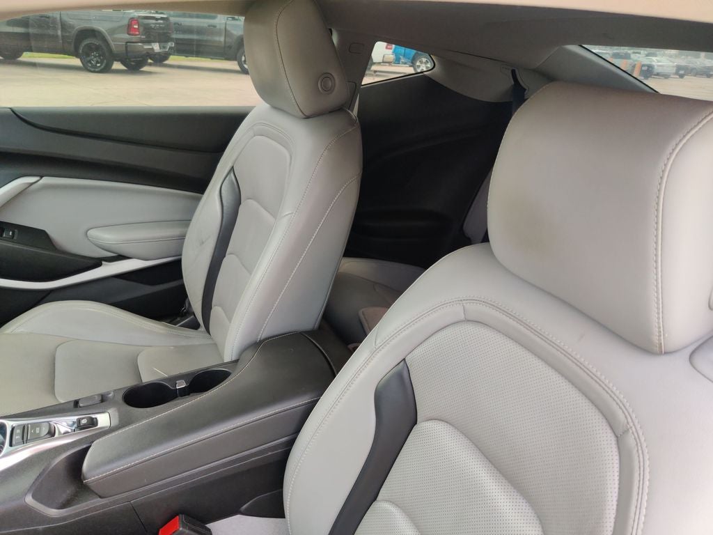 2019 Chevrolet Camaro 2LT 2LT