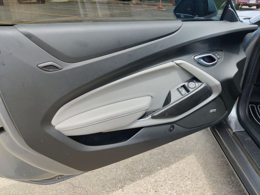 2019 Chevrolet Camaro 2LT 2LT