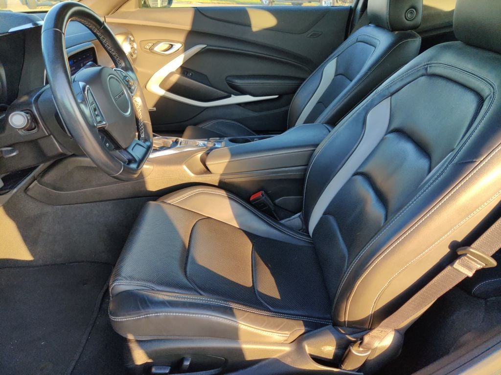 2023 Chevrolet Camaro 2LT 2LT