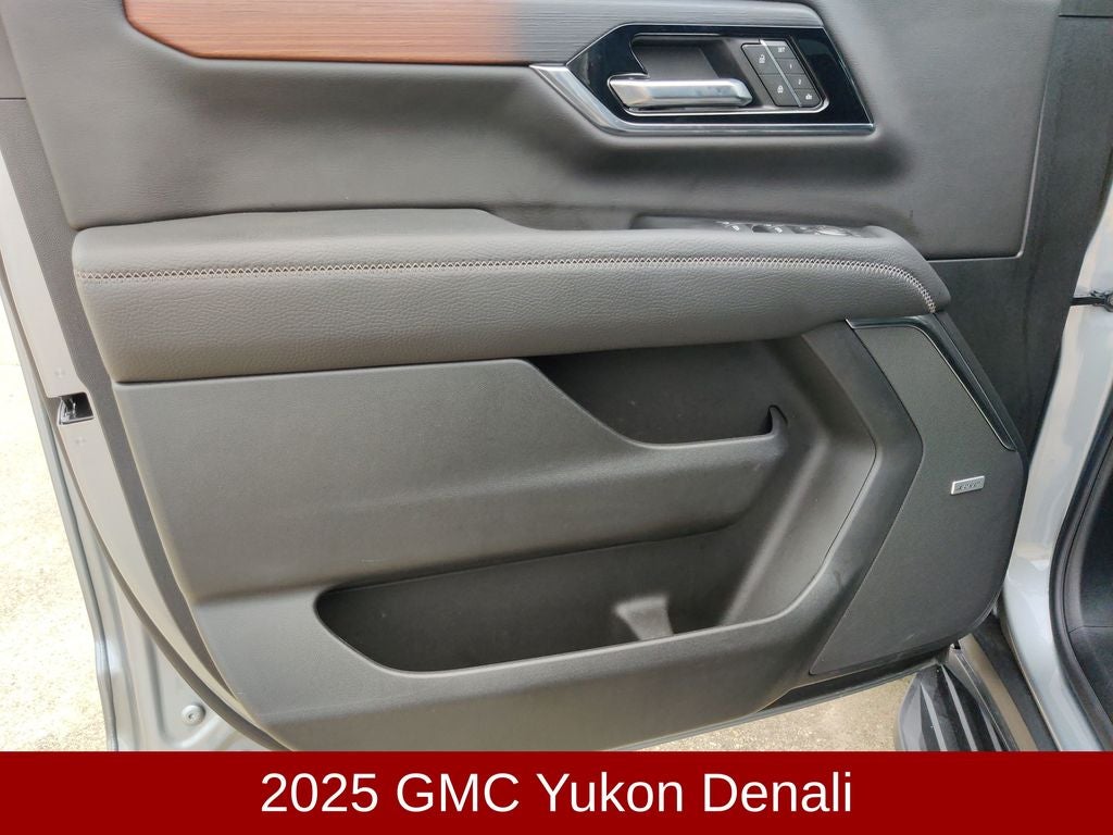 2025 GMC Yukon Denali Denali