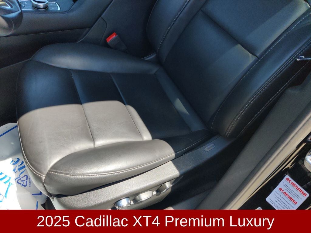 2025 Cadillac XT4 Premium Luxury