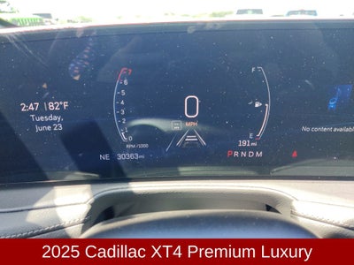 2025 Cadillac XT4 Premium Luxury