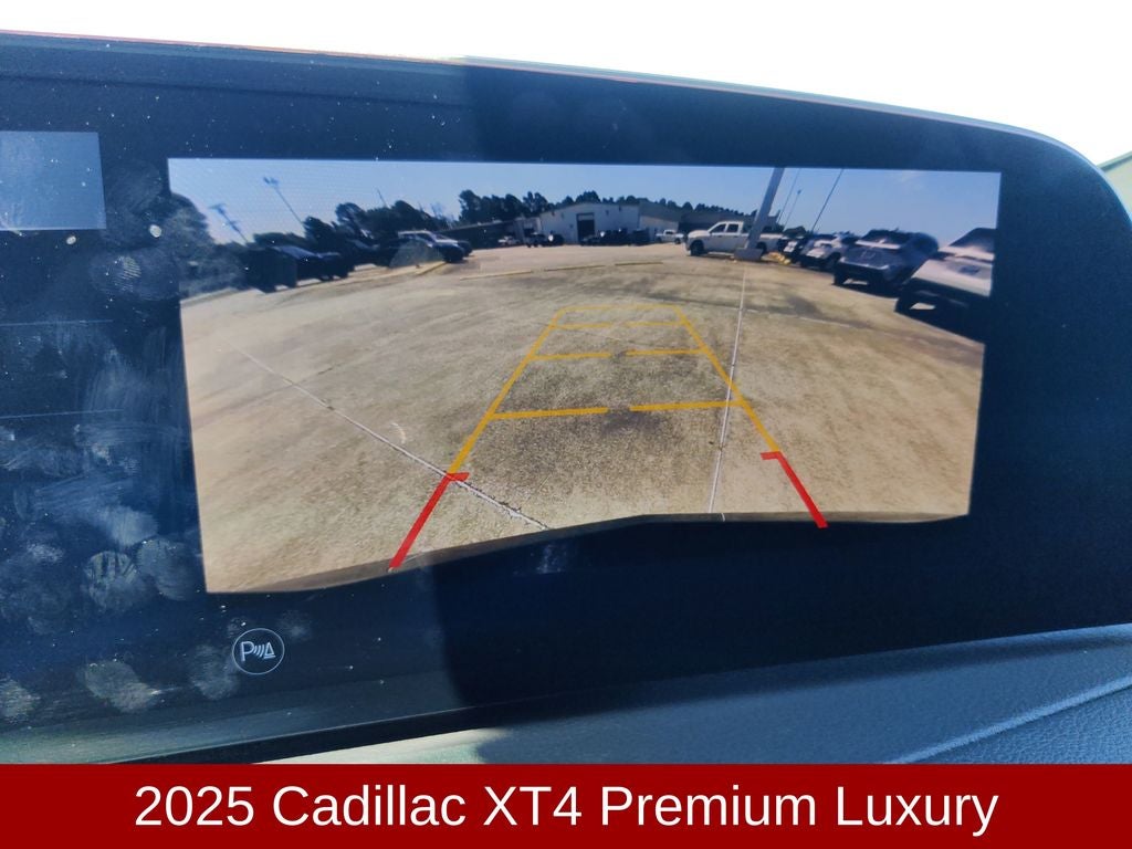 2025 Cadillac XT4 Premium Luxury