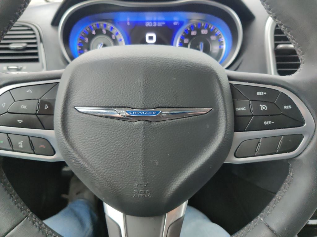 2023 Chrysler 300 Touring