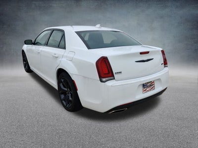 2023 Chrysler 300 Touring