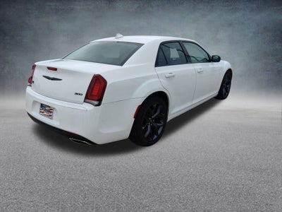 2023 Chrysler 300 Touring