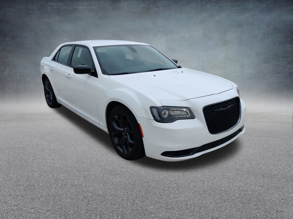 2023 Chrysler 300 Touring