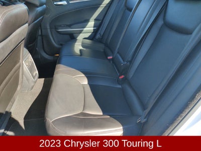 2023 Chrysler 300 Touring