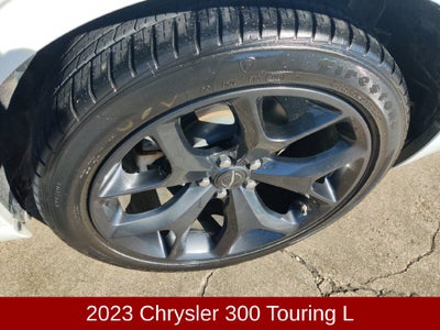 2023 Chrysler 300 Touring