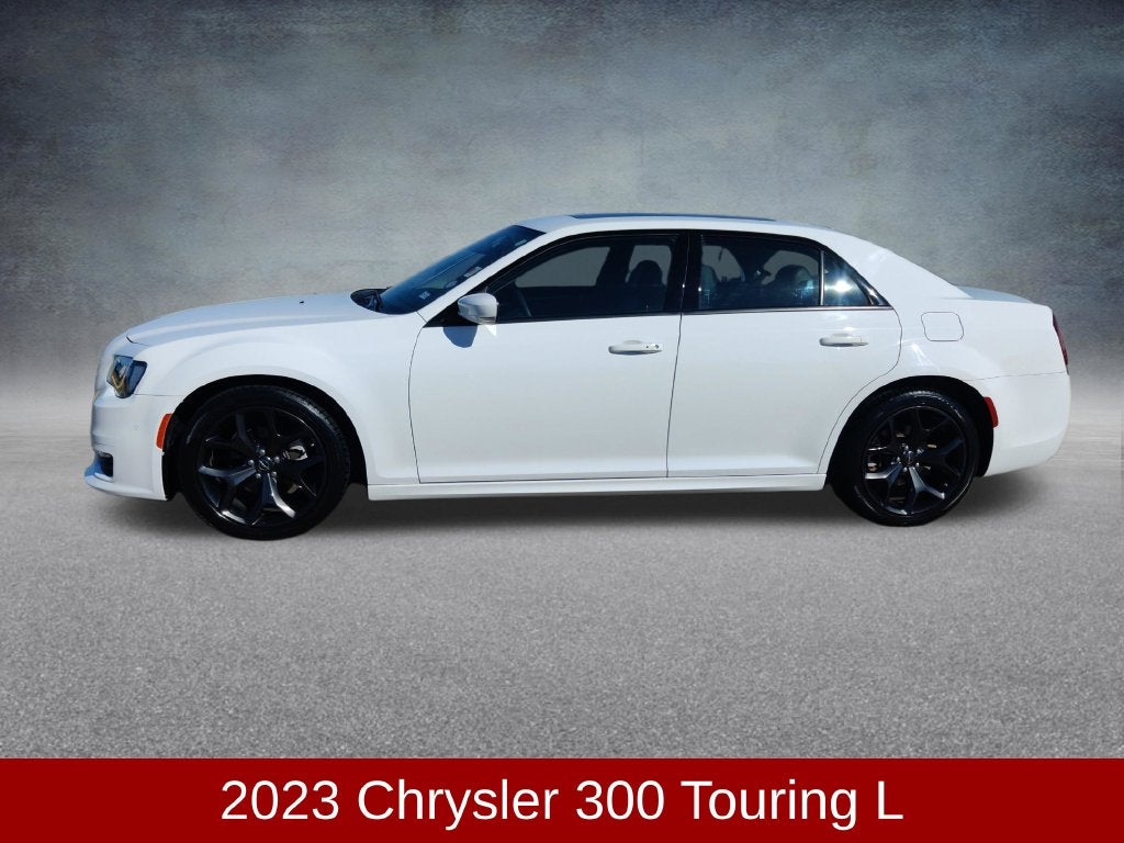 2023 Chrysler 300 Touring