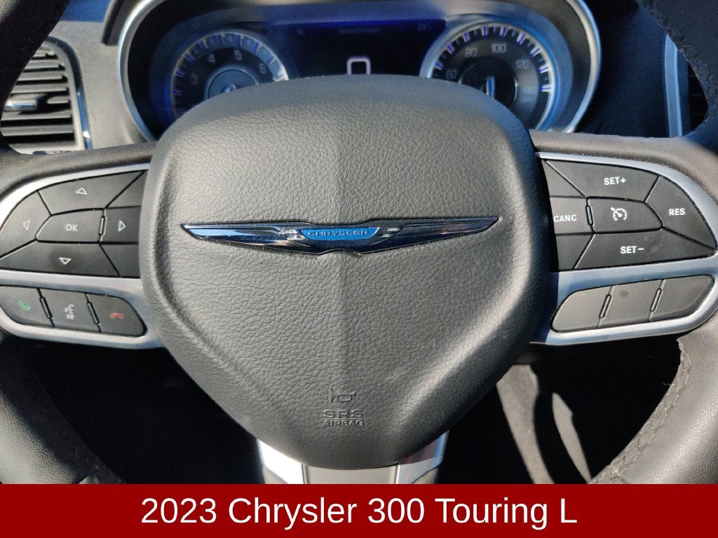 2023 Chrysler 300 Touring