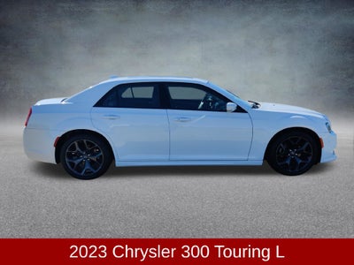 2023 Chrysler 300 Touring