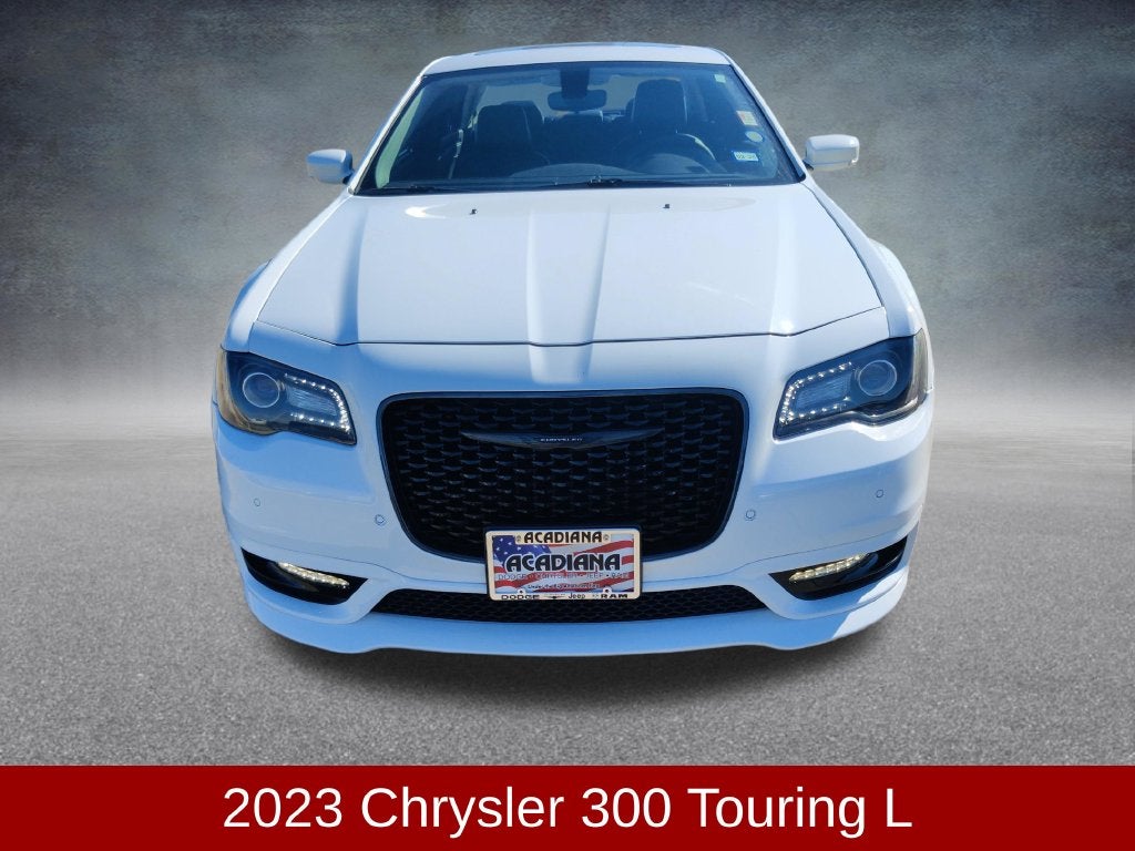 2023 Chrysler 300 Touring