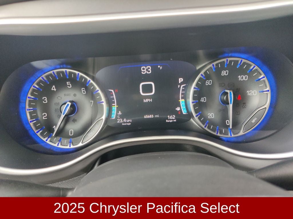 2025 Chrysler Pacifica Select