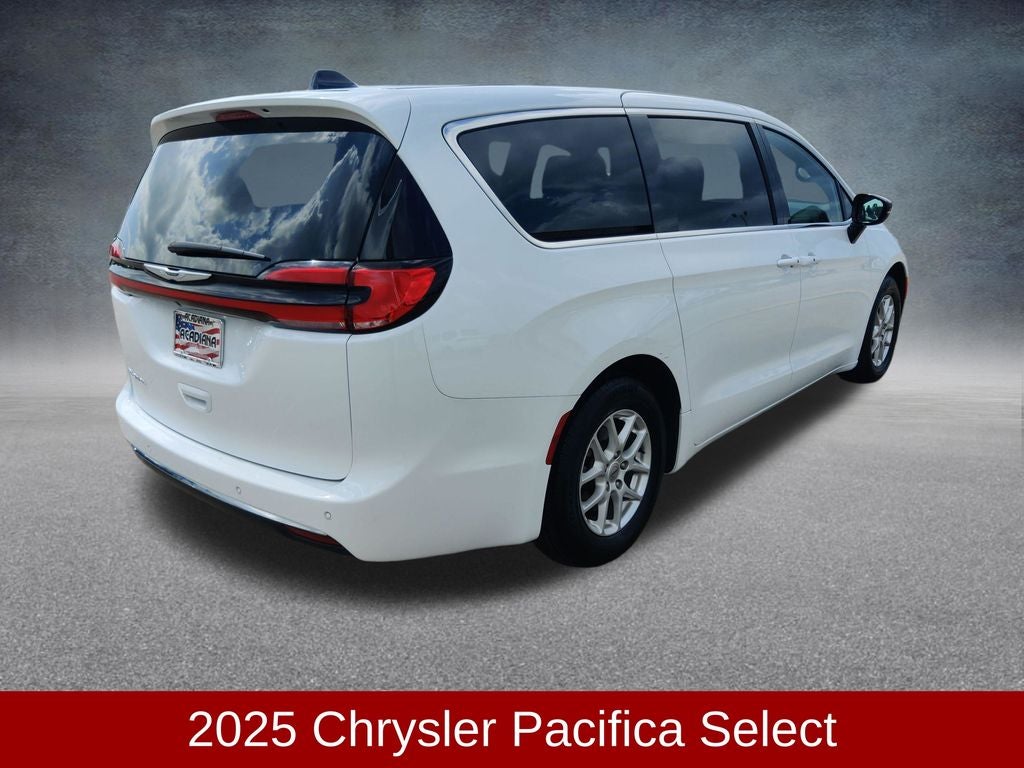 2025 Chrysler Pacifica Select