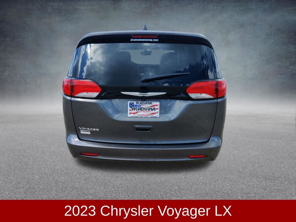 2023 Chrysler Voyager LX