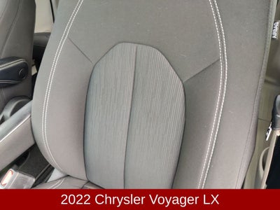 2022 Chrysler Voyager LX