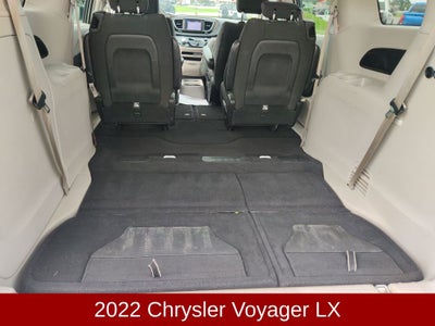 2022 Chrysler Voyager LX