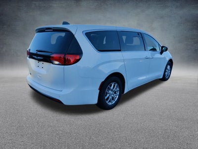 2026 Chrysler Voyager LX