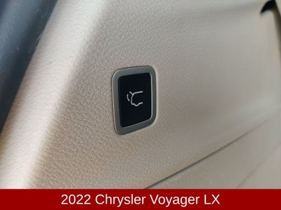 2022 Chrysler Voyager LX