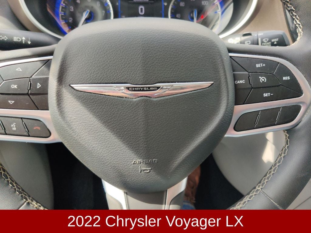 2022 Chrysler Voyager LX